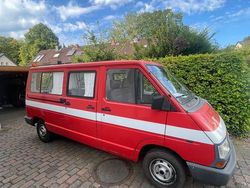 Rot Gebraucht 1993 Renault Trafic Van / Kleinbus | 4.000 €