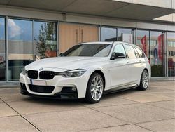 Weiß Gebraucht 2016 BMW 335 M Performance Kombi | 27.000 €