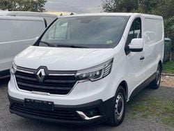 Weiß Gebraucht 2022 Renault Trafic Komfort Van / Kleinbus | 14.999 € (Superpreis)
