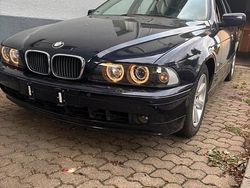 Blau Gebraucht 2001 BMW 525 Kombi | 2.300 € (Fairer Preis)