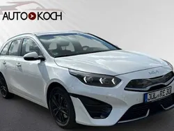 Weiß Gebraucht 2024 Kia Ceed Sportswagon Spirit Kombi | 25.890 € (Guter Preis)