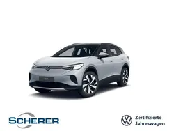 Scale silver metallic (metallic) Gebraucht 2024 VW ID.4 Pro SUV | 42.400 € (Fairer Preis)
