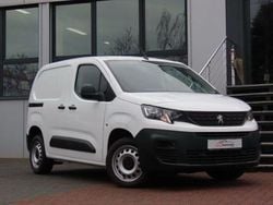 Weiß Gebraucht 2021 Peugeot Partner Van / Kleinbus | 9.900 € (Superpreis)