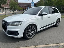 Weiß Gebraucht 2017 Audi SQ7 Ambiente SUV | 31.500 € (Teuer)