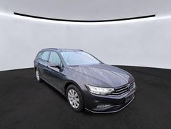Grau Gebraucht 2020 VW Passat Kombi | 19.490 € (Guter Preis)