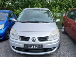Grau Gebraucht 2008 Renault Scénic II Authentique Van / Kleinbus | 3.300 € (Fairer Preis)