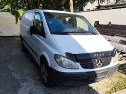 Weiß Gebraucht 2006 Mercedes Vito Van / Kleinbus | 1.350 € (Fairer Preis)