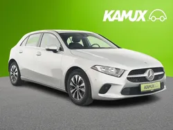 Silber Gebraucht 2023 Mercedes A180 Limousine | 22.500 € (Superpreis)