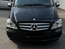 Schwarz Gebraucht 2014 Mercedes Viano Van / Kleinbus | 15.500 €