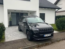 Schwarz Gebraucht 2021 Jeep Compass 80th Anniversary SUV | 22.990 € (Fairer Preis)