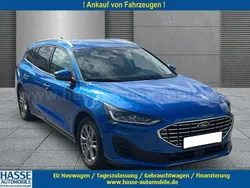 Desert island blue Gebraucht 2024 Ford Focus Titanium X Kombi | 23.690 € (Guter Preis)