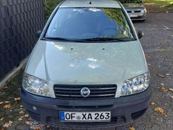 Gebraucht 2003 Fiat Punto Limousine | 600 € (Guter Preis)