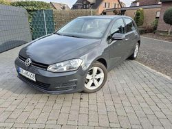 Grau Gebraucht 2017 VW Golf Trendline Limousine | 10.800 € (Guter Preis)