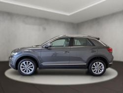 Grau metallic Gebraucht 2024 VW T-Roc Style SUV | 30.650 € (Fairer Preis)