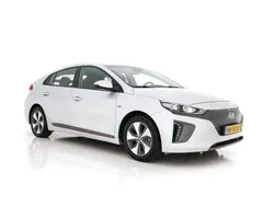 Grau Gebraucht 2017 Hyundai Ioniq Comfort Limousine | 8.945 € (Fairer Preis)
