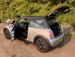 Grau Gebraucht 2004 Mini Cooper Kleinwagen | 2.000 € (Fairer Preis)