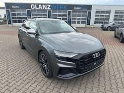 Grau Gebraucht 2019 Audi Q8 S-Line SUV | 49.350 € (Guter Preis)