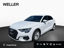 Ibisweiß (weiß) Gebraucht 2022 Audi A3 Sportback Comfort Limousine | 21.945 € (Fairer Preis)