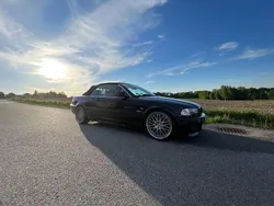 Schwarz Gebraucht 2001 BMW 330 Cabriolet M Sport Cabrio | 13.000 € (Etwas zu teuer)