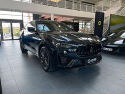 Schwarz Gebraucht 2022 Maserati Levante SUV | 64.980 € (Fairer Preis)