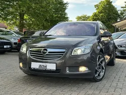 Grau Gebraucht 2013 Opel Insignia Innovation Kombi | 7.500 € (Etwas zu teuer)