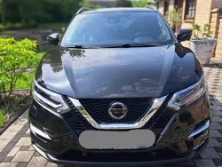 Schwarz Gebraucht 2018 Nissan Qashqai Tekna SUV | 16.900 € (Fairer Preis)