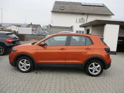 Rot Gebraucht 2020 VW T-Cross SUV | 13.499 €