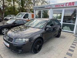 Grau Gebraucht 2004 Audi A3 Attraction Kleinwagen | 590 € (Superpreis)