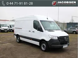 Weiss Gebraucht 2022 Mercedes Sprinter Van | 33.308 € (Fairer Preis)