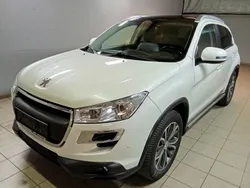 Weiß Gebraucht 2015 Peugeot 4008 SUV | 8.900 € (Fairer Preis)