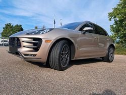 Gold Gebraucht 2014 Porsche Macan Turbo SUV | 25.999 € (Fairer Preis)