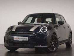 Enigmatic black Gebraucht 2022 Mini Cooper Classic Kleinwagen | 25.900 € (Etwas zu teuer)