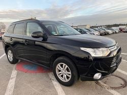 Schwarz Gebraucht 2013 Mitsubishi Outlander Invite SUV | 4.999 € (Superpreis)