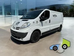 Weiß Gebraucht 2012 Nissan Primastar Van / Kleinbus | 5.900 €
