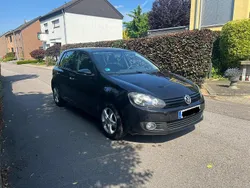 Schwarz Gebraucht 2010 VW Golf VI Limousine | 3.700 € (Fairer Preis)