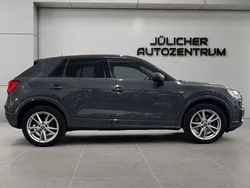 Grau Gebraucht 2018 Audi Q2 S-Line SUV | 22.490 € (Fairer Preis)