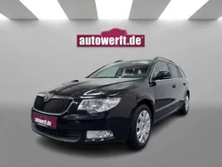 Schwarz Gebraucht 2010 Skoda Superb Comfort Kombi | 3.990 € (Superpreis)