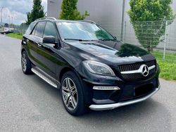 Schwarz Gebraucht 2013 Mercedes ML350 AMG line SUV | 14.900 € (Etwas zu teuer)