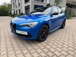 Blau Gebraucht 2020 Alfa Romeo Stelvio Veloce SUV | 30.990 € (Guter Preis)