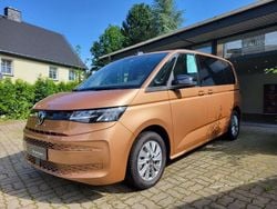 Gold Gebraucht 2023 VW T7 Van | 47.500 € (Guter Preis)