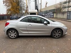 Grau Gebraucht 2009 Peugeot 207 CC Sport Cabrio | 1.100 € (Superpreis)
