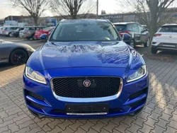 Blau Gebraucht 2019 Jaguar F-Pace Pure SUV | 22.500 € (Fairer Preis)