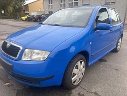 Blau Gebraucht 2003 Skoda Fabia Limousine | 999 € (Guter Preis)