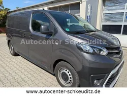 Grau Gebraucht 2021 Toyota Proace Van | 15.891 € (Fairer Preis)