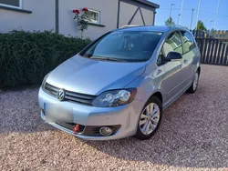 Blau Gebraucht 2011 VW Golf Plus Style Van / Kleinbus | 6.990 € (Etwas zu teuer)