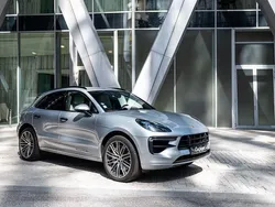 Grau Gebraucht 2019 Porsche Macan Turbo SUV | 70.990 € (Teuer)