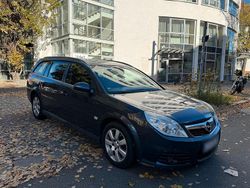 Silber Gebraucht 2008 Opel Vectra Kombi | 1.950 € (Guter Preis)