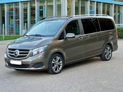 Braun Gebraucht 2015 Mercedes V250 Van / Kleinbus | 34.890 € (Fairer Preis)