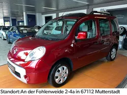 Red metallic Gebraucht 2011 Renault Kangoo Van / Kleinbus | 16.990 €