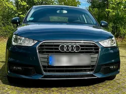 Blau Gebraucht 2018 Audi A1 Kleinwagen | 13.800 € (Fairer Preis)